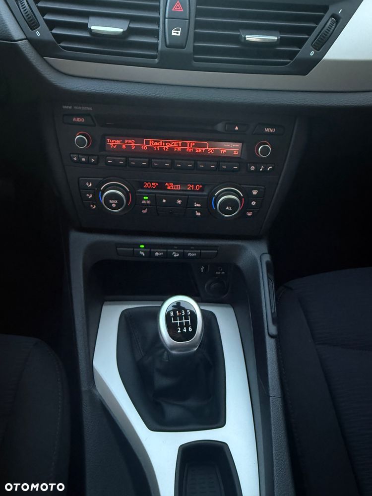 BMW X1 - 16