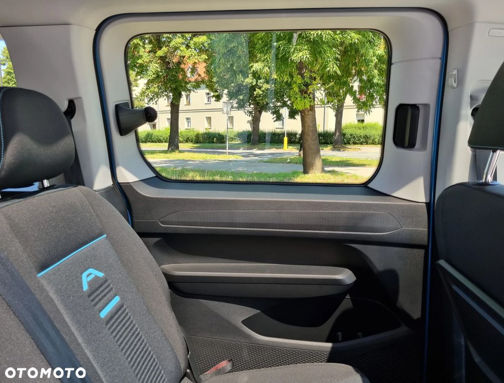 Ford Tourneo Connect Grand - 7