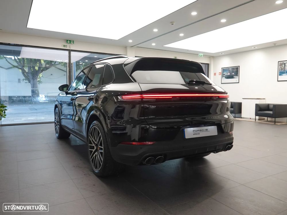 Porsche Cayenne E-Hybrid - 3