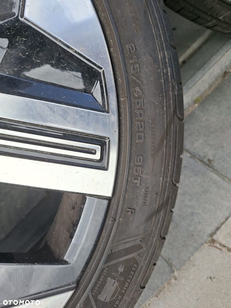 FELGI ALUMINIOWE KOŁA RENAULT MEGANE V E-TECH 20x7j OPONY 22r Ładne 5x114.3 - 16