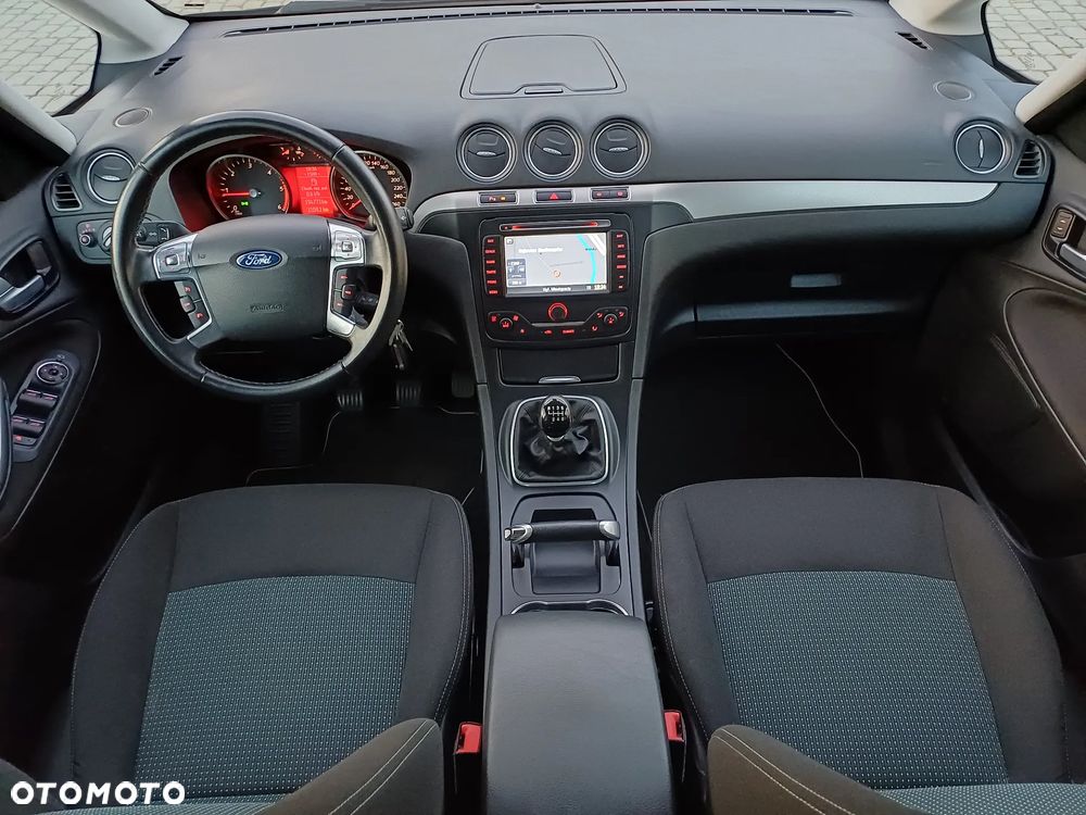Ford Galaxy 2.0 TDCi Platinium X (Ghia) - 11