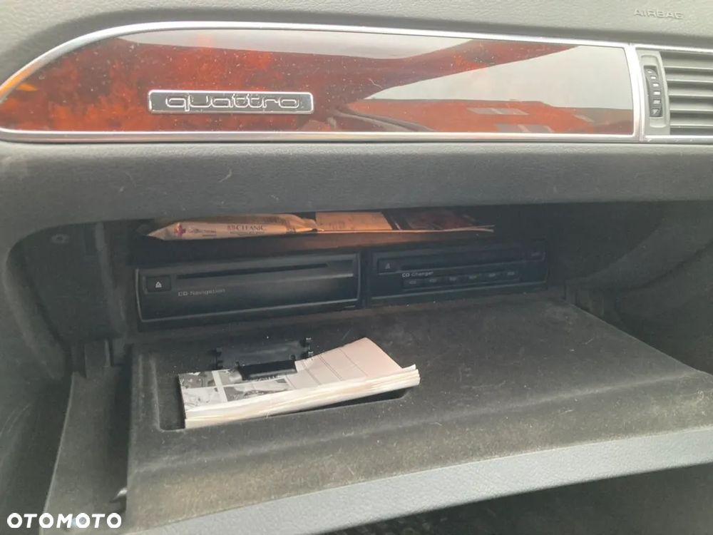 Audi A6 Avant 4.2 Quattro Tiptronic - 23