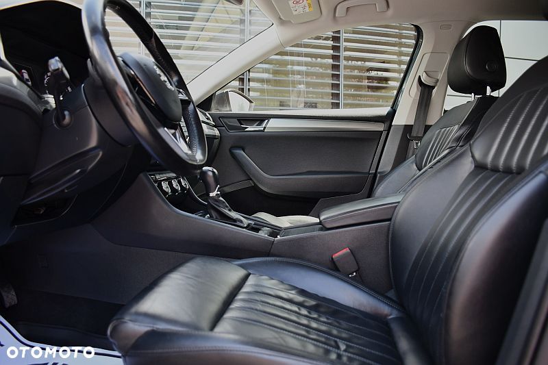 Skoda Superb 1.8 TSI DSG Style - 10