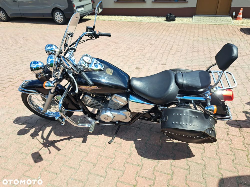 Honda Shadow - 13