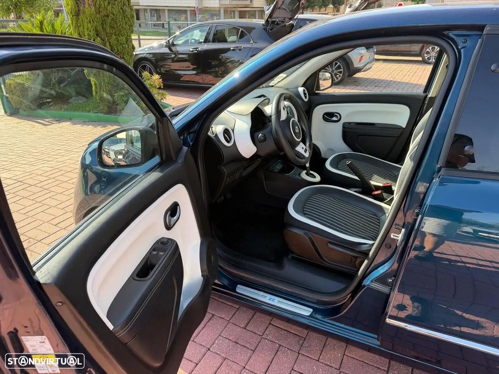 Renault Twingo Z.E. 22 Intens - 22