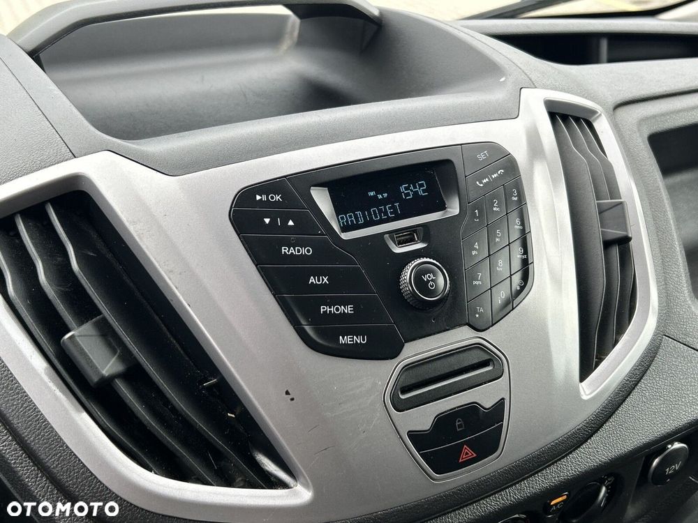 Ford transit - 22