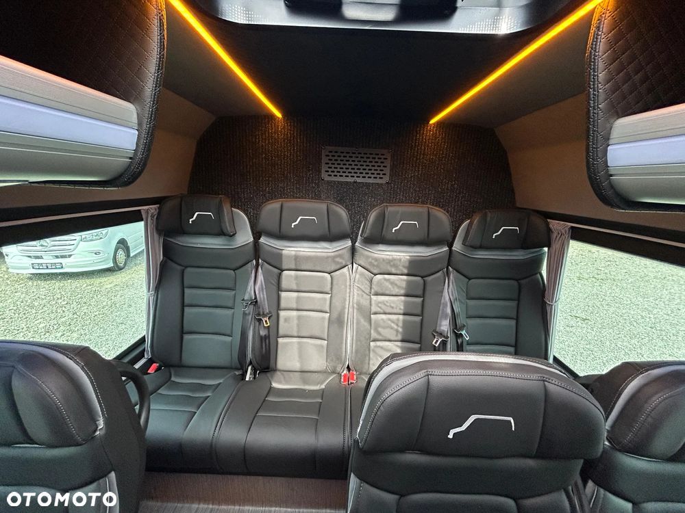 Mercedes-Benz Sprinter 519 - 24