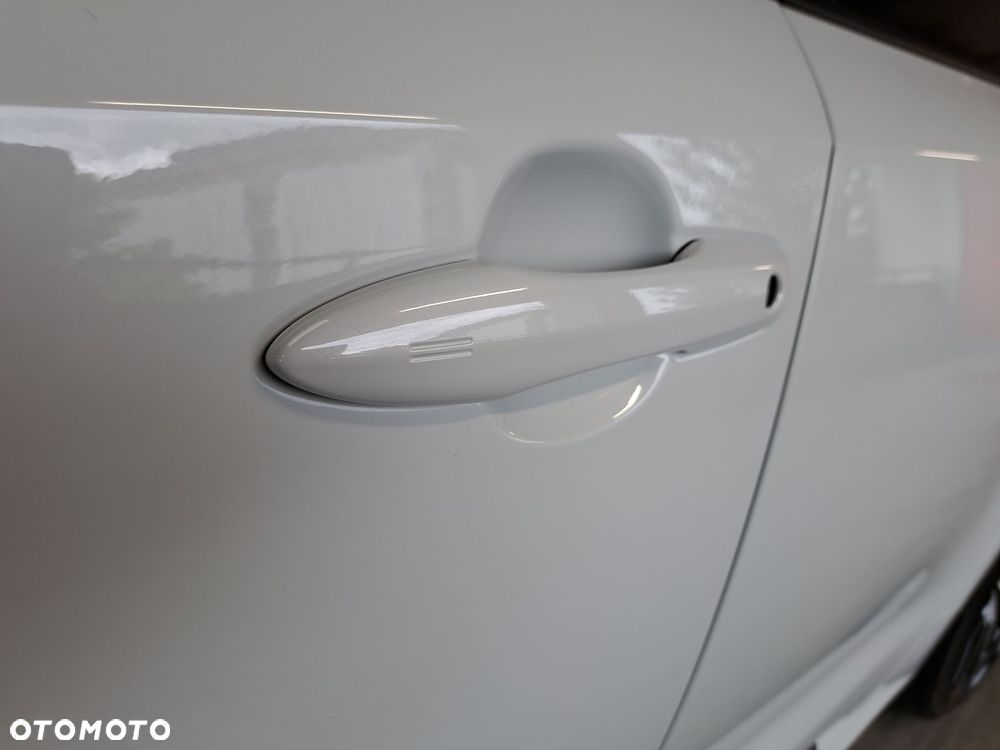 Toyota Corolla 2.0 Hybrid GR Sport - 36