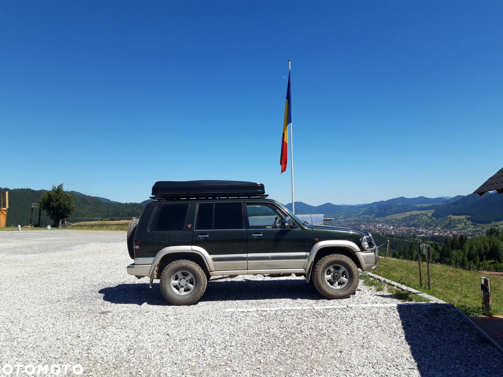 Isuzu Trooper 3.5 V6 standard - 2