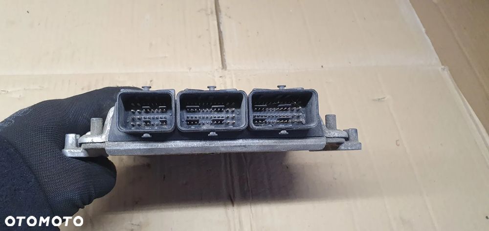 Komputer sterownik silnika Renault Espace IV 2.2 DCI 0281011571 8200309318 8200346254 - 2