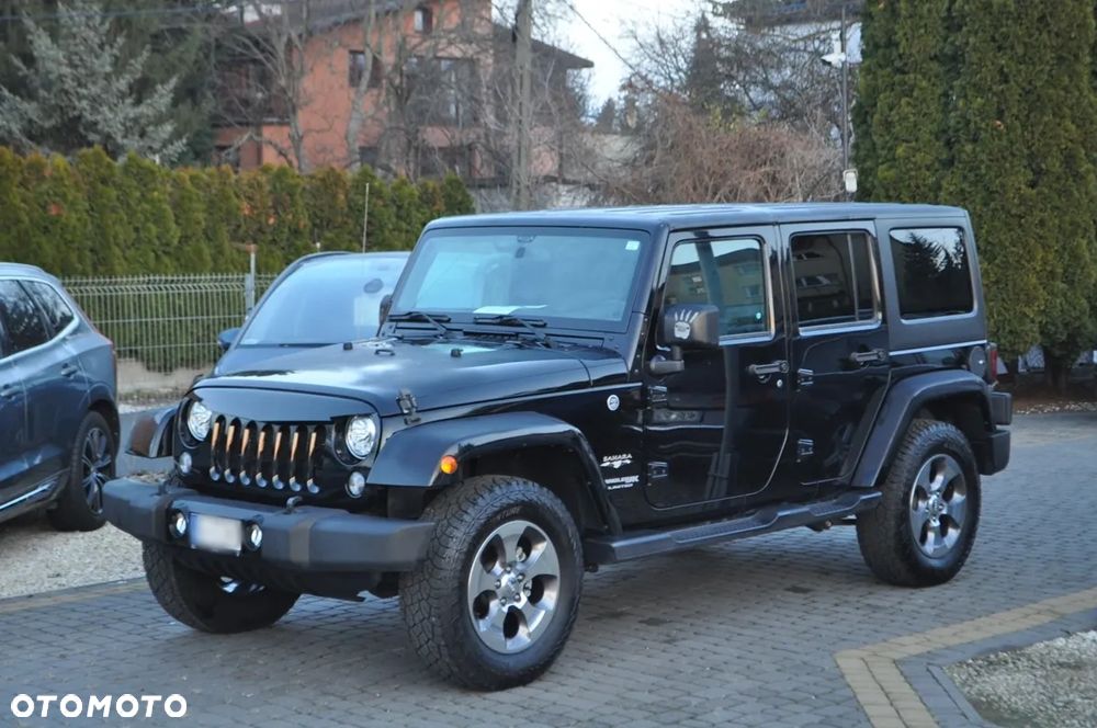 Jeep Wrangler 3.6 Unlim Sahara - 2