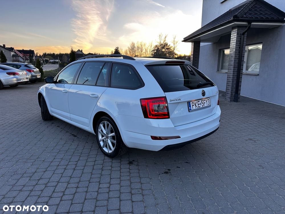 Skoda Octavia 1.8 TSI Elegance DSG - 9