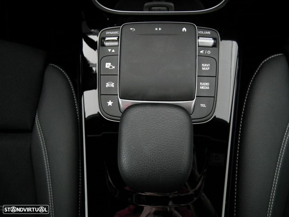 Mercedes-Benz A 250 e 8G-DCT Edition AMG Line - 19