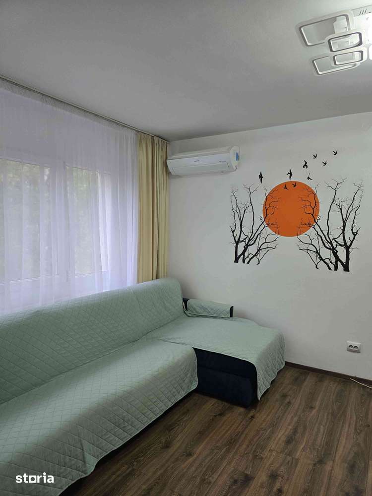 Apartament 3 camere de închiriat – Podu Roș, Bld. Țuțora — fotografia 1