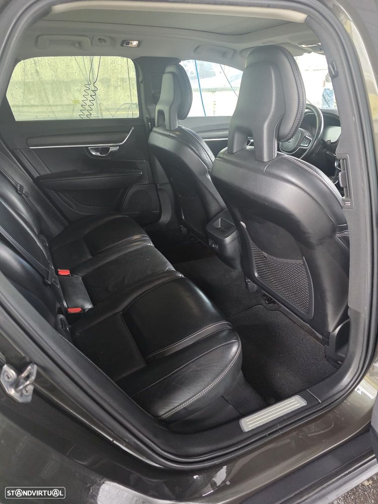 Volvo V90 D4 AWD Geartronic Momentum Pro - 6