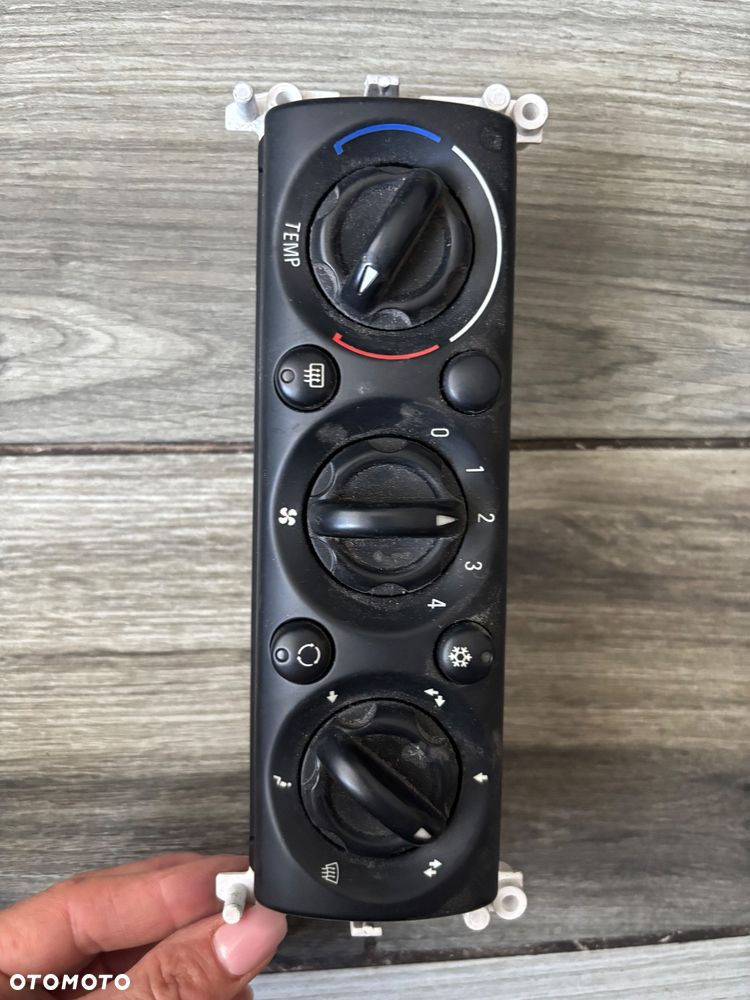 Panel Nawiewu Mini Cooper R50 74/5