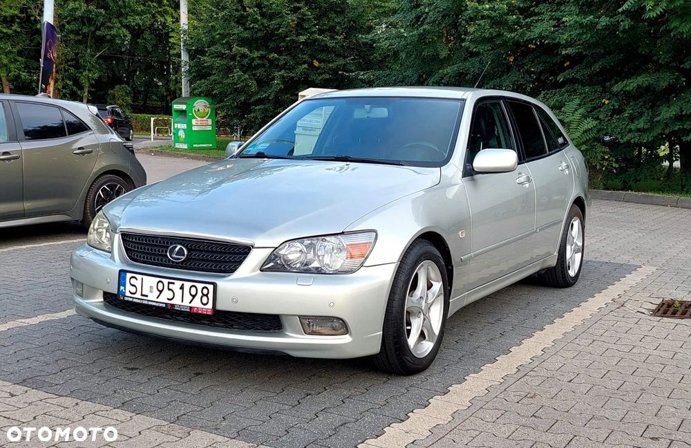 Lexus IS 200 SC Classic - 2