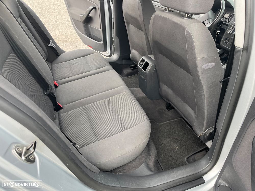 VW Golf 1.9 TDi Confortline - 48