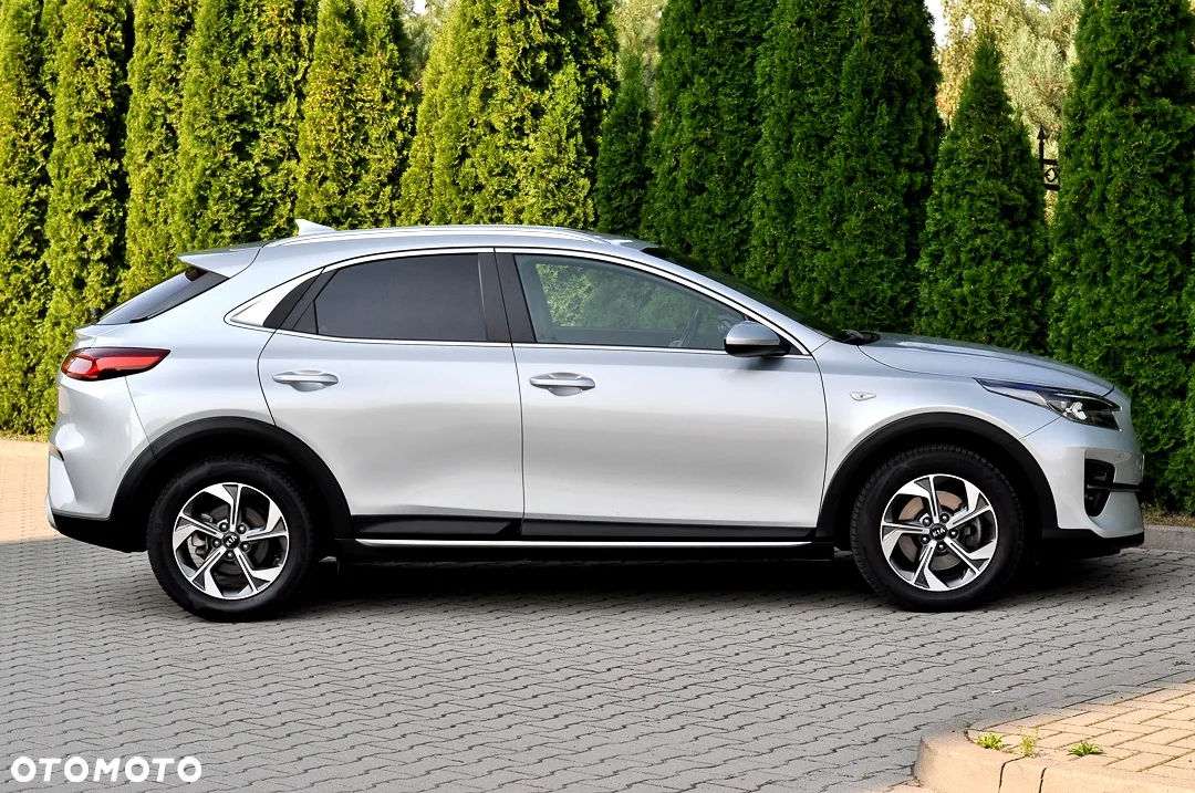 Kia XCeed 1.6 CRDi SCR L Business Line - 8