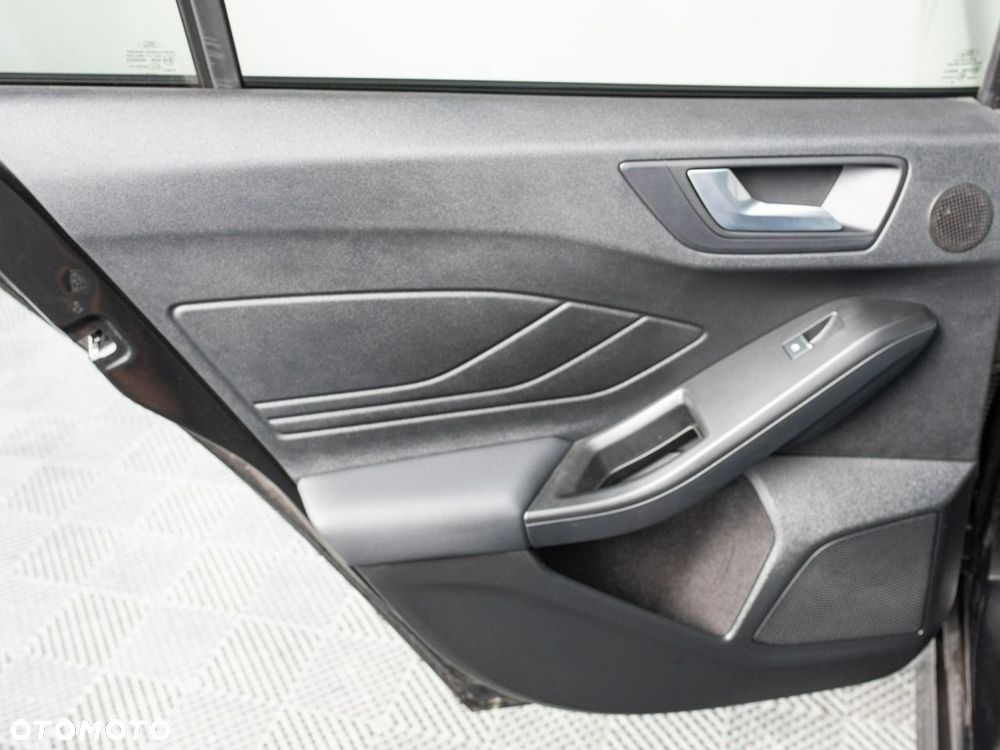 Ford Focus 2.3 EcoBoost ST X - 23