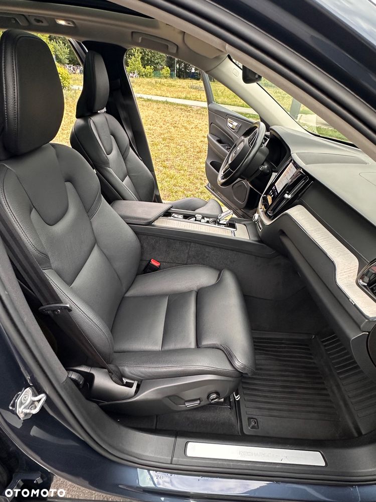 Volvo XC 60 - 21
