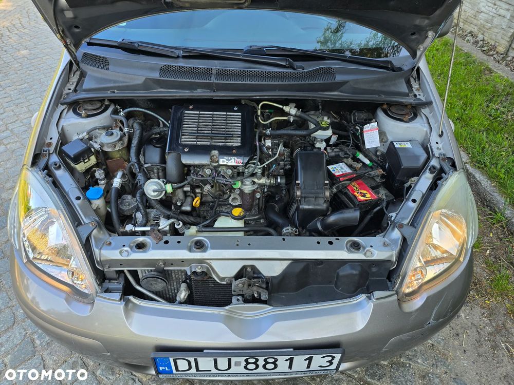 Toyota Yaris 1.4 D-4D - 12