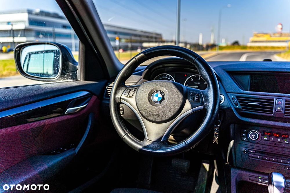BMW X1 xDrive20d - 12