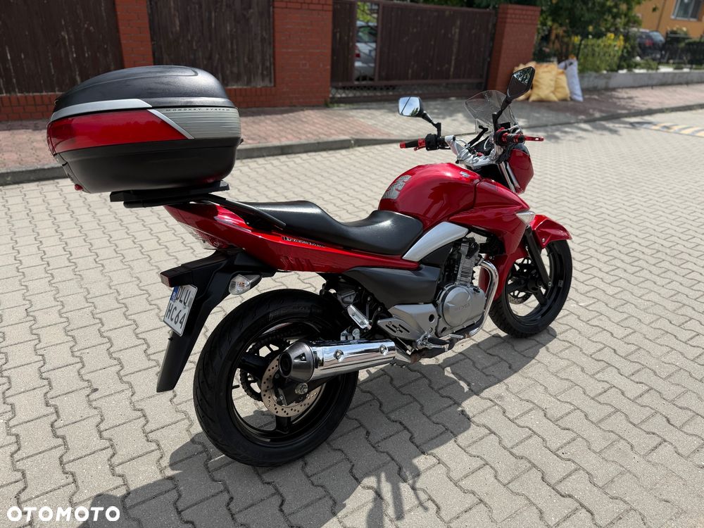 Suzuki GW 250 - 14