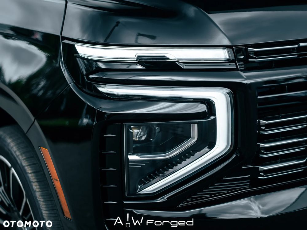 Chevrolet Tahoe - 13