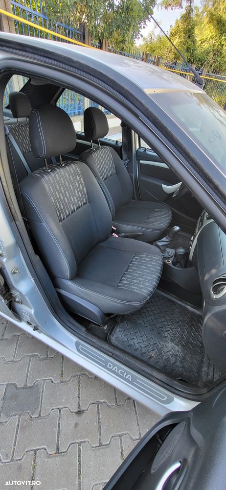 Dacia Logan - 5