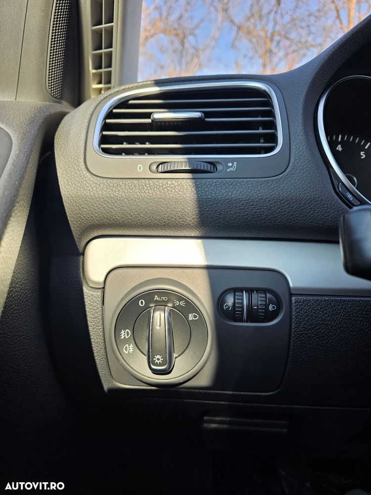 Volkswagen Golf 1.4 TSI Highline - 28