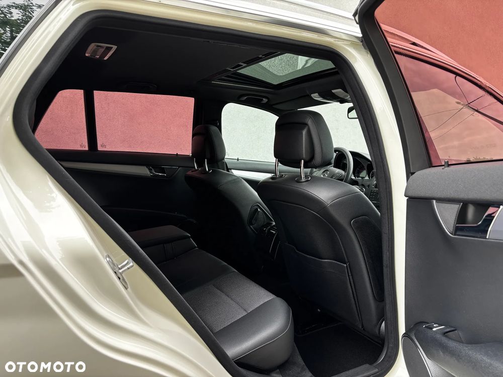 Mercedes-Benz Klasa C 200 Kompressor Avantgarde - 14