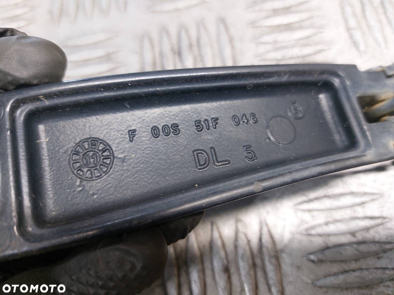 RAMIĘ WYCIERACZKI LEWY + PRAWY PRZÓD KIA PROCEED I LIFT F00S51F046 - 3