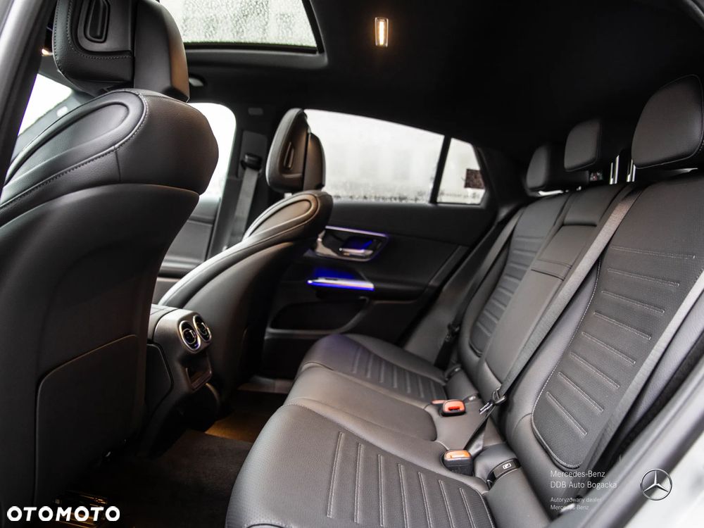 Mercedes-Benz GLC 300 e 4-Matic AMG Line - 10