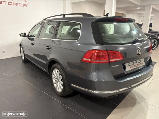 VW Passat Variant - 5