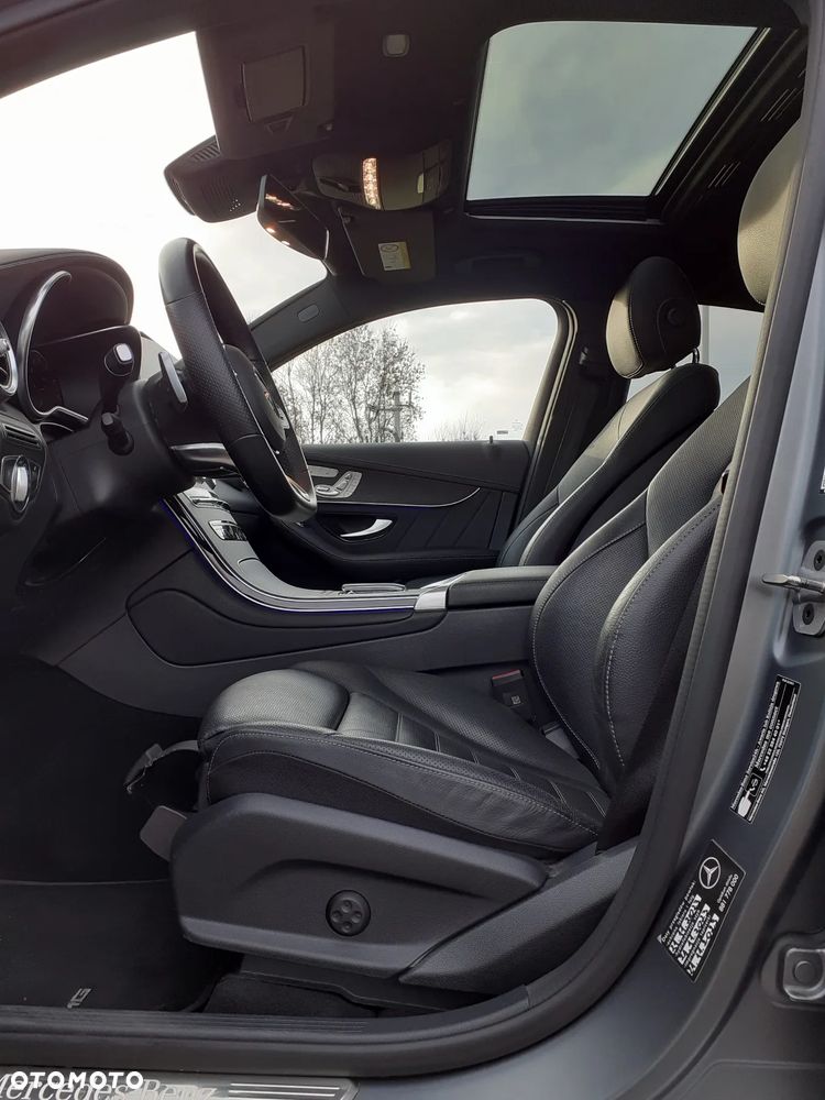 Mercedes-Benz GLC 200 4Matic 9G-TRONIC AMG Line Plus - 19