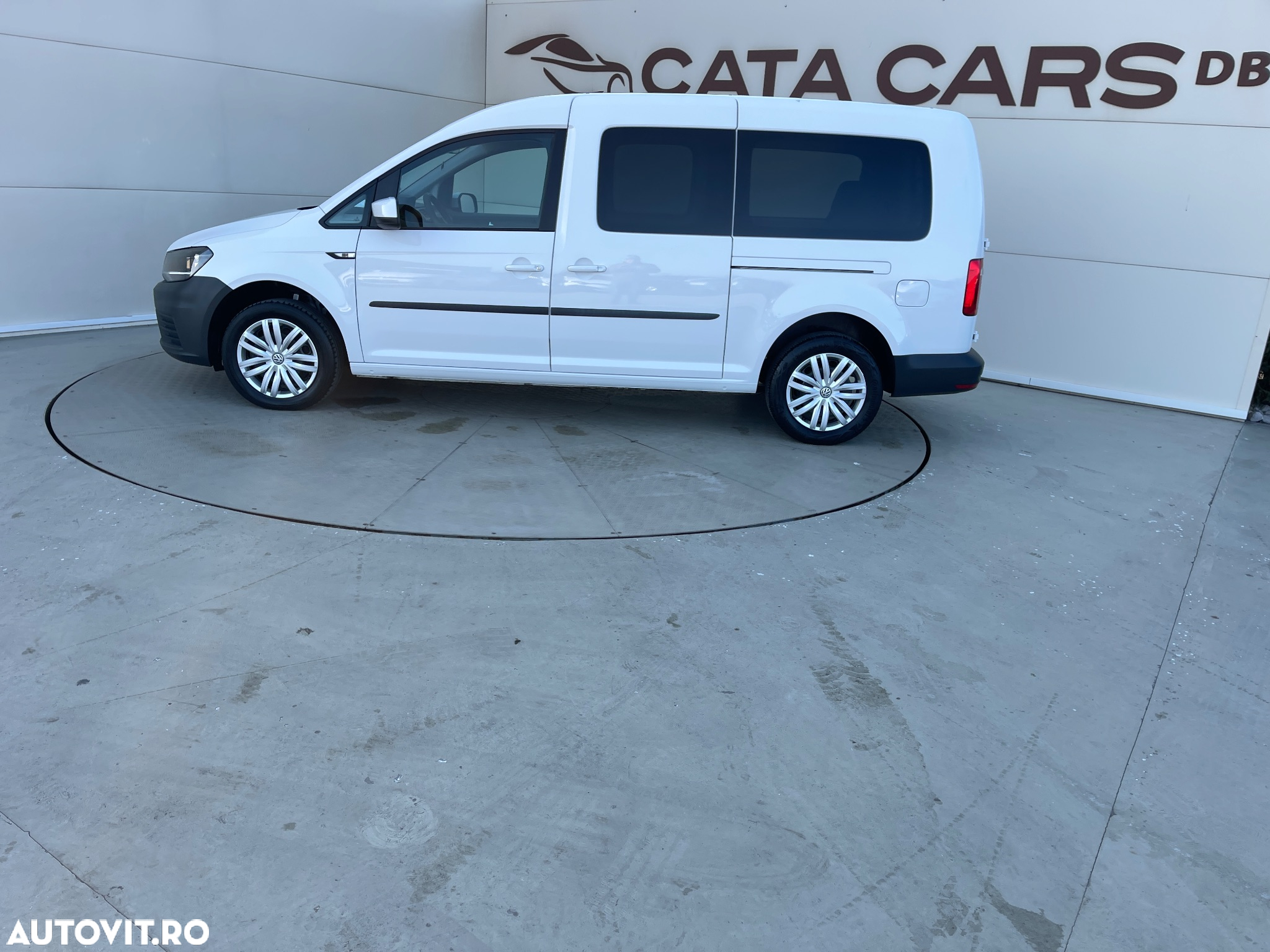 Volkswagen Caddy 2.0 TDI (7-Si.) Maxi Trendline - 8