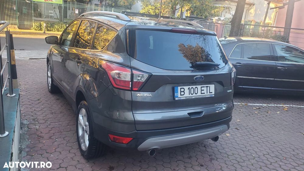 Ford Kuga - 3