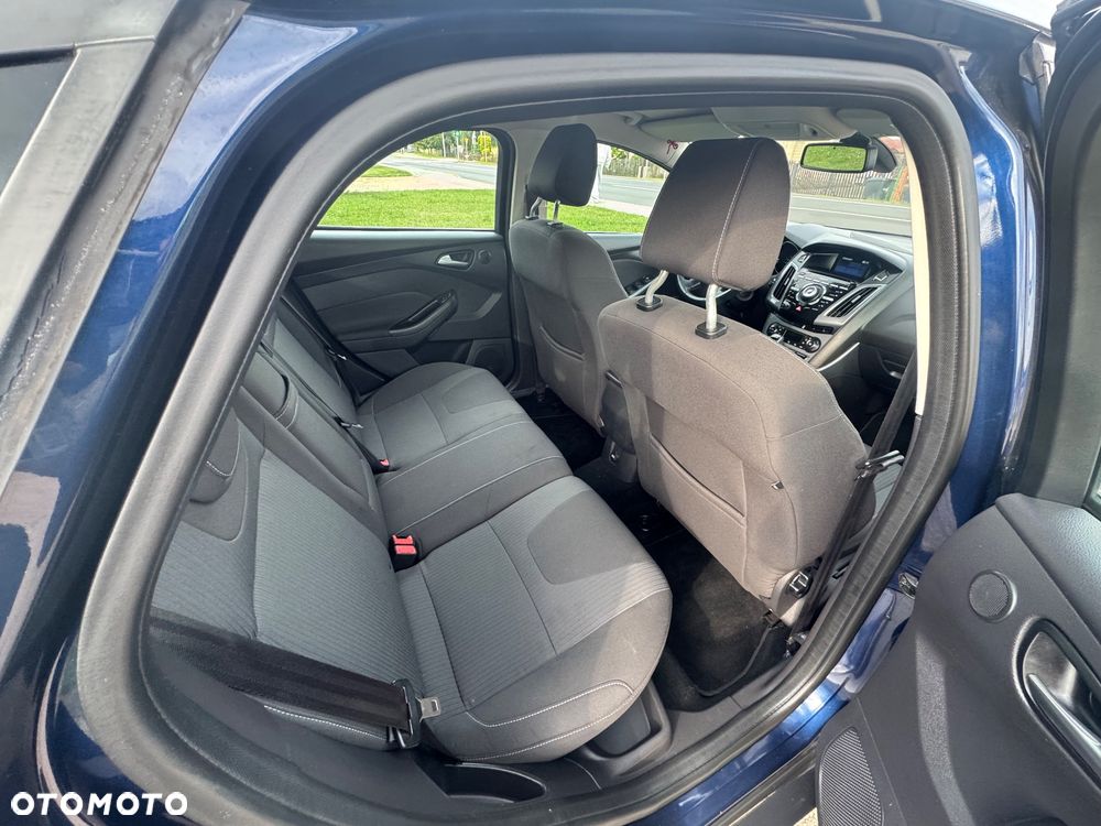 Ford Focus 1.6 TDCi DPF Titanium - 23