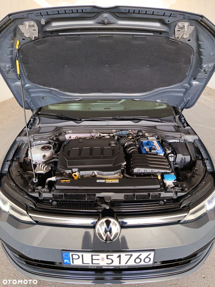 Volkswagen Golf - 6