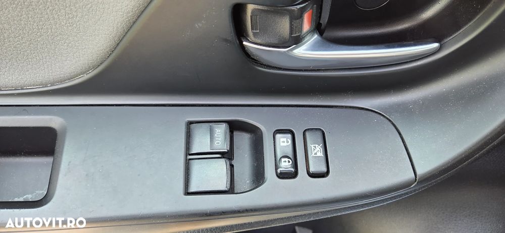 Toyota Yaris 1.5 VVT-i HSD Luna - 20