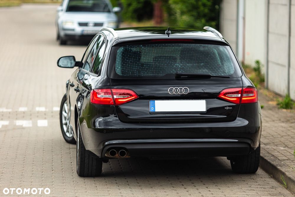 Audi A4 Avant 2.0 TDI DPF - 13