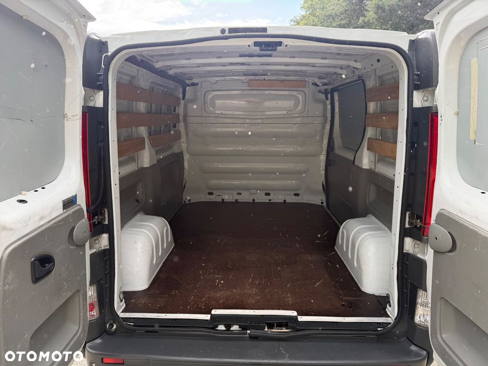 Renault TRAFIC - 9