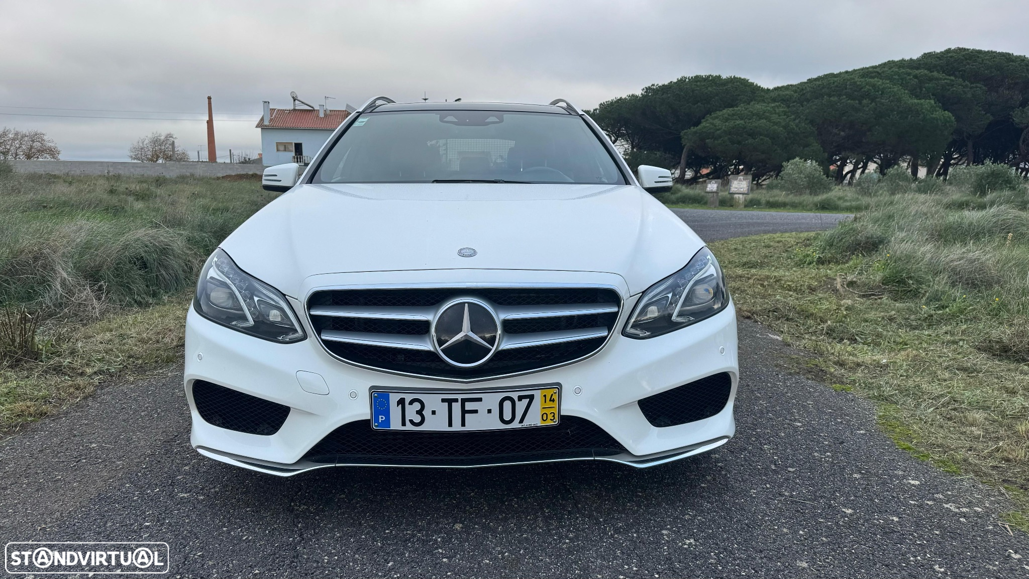 Mercedes-Benz E 300 Bluetec Hybrid Avantgarde - 4