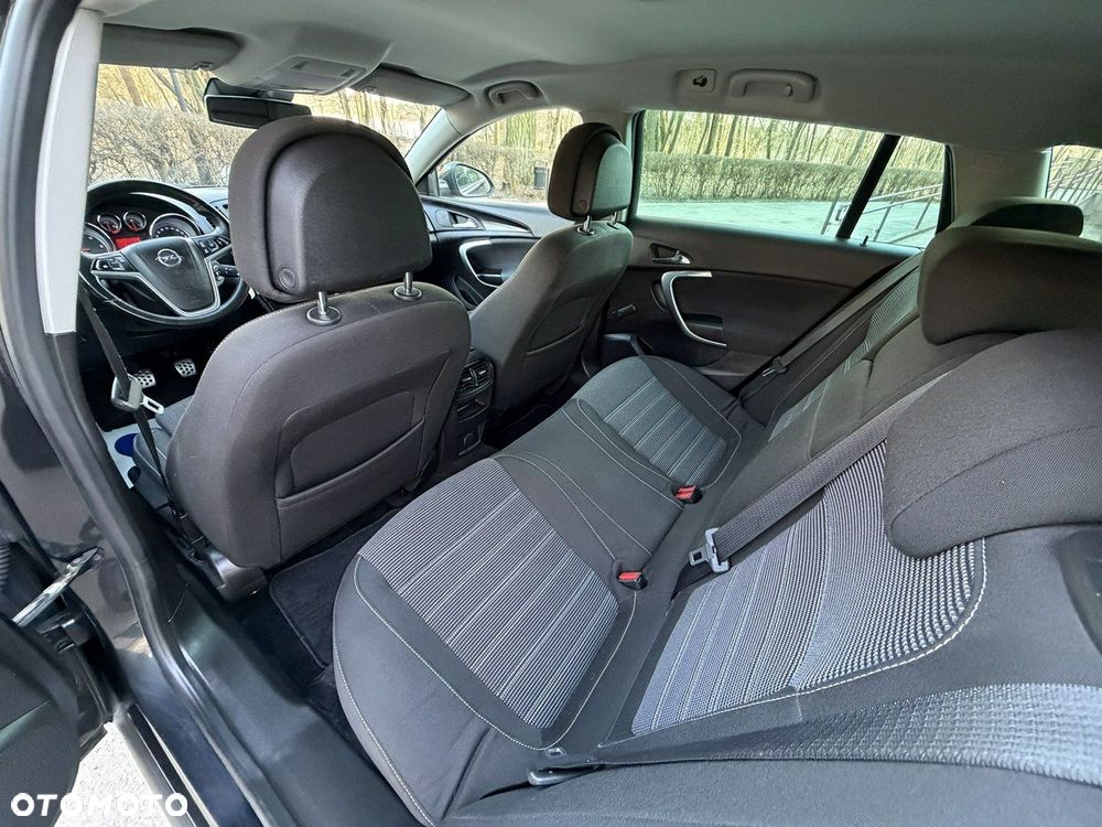 Opel Insignia - 23