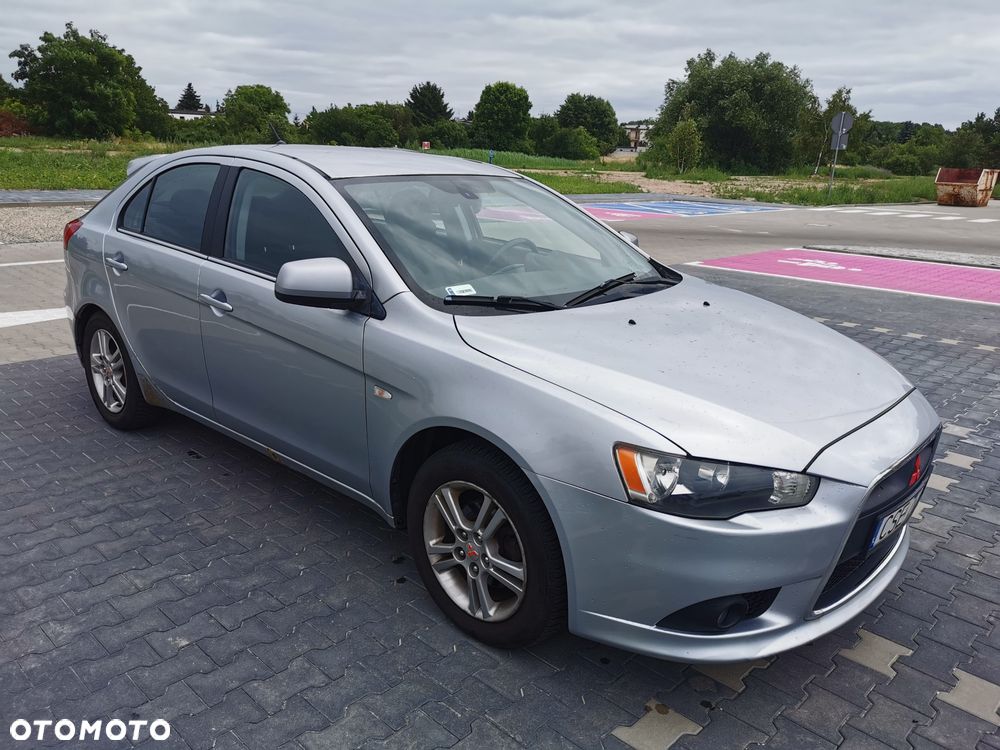 Mitsubishi Lancer - 3