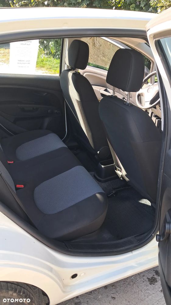Fiat Punto - 10