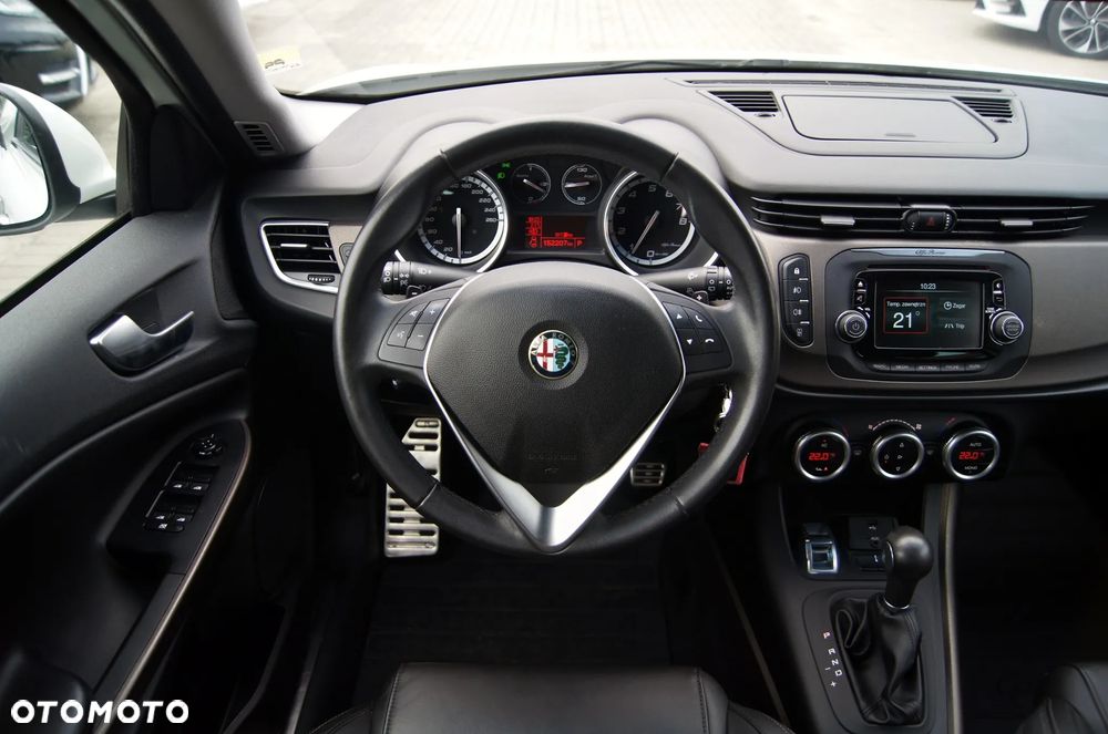 Alfa Romeo Giulietta 1.4 TB MultiAir Exclusive TCT - 22