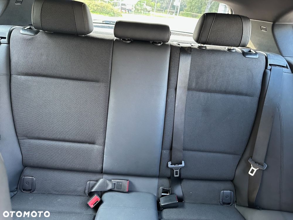 BMW Seria 1 118d DPF - 17