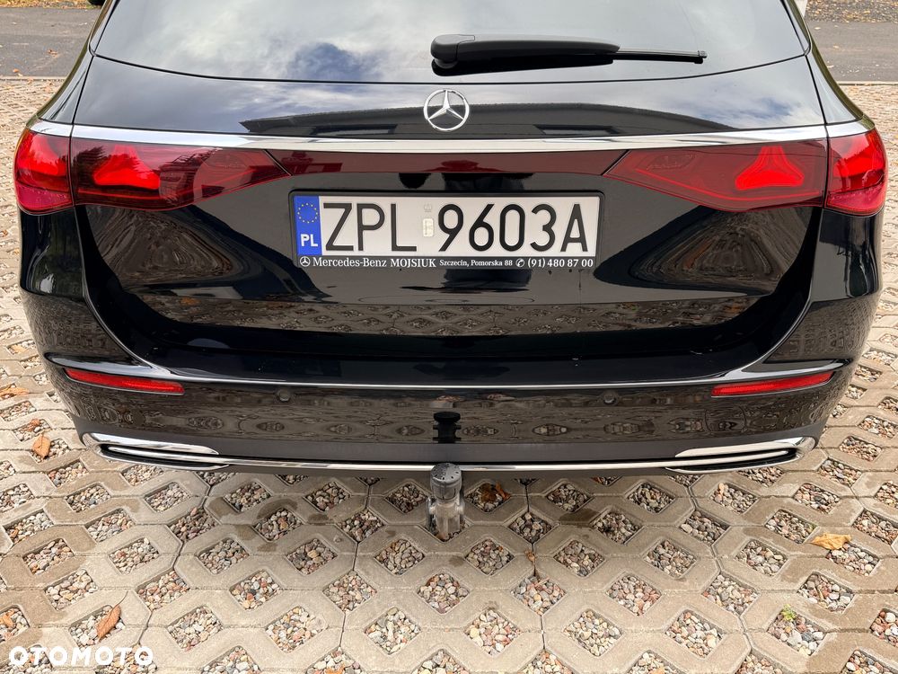 Mercedes-Benz Klasa E 220 d mHEV Exclusive 9G-Tronic - 35